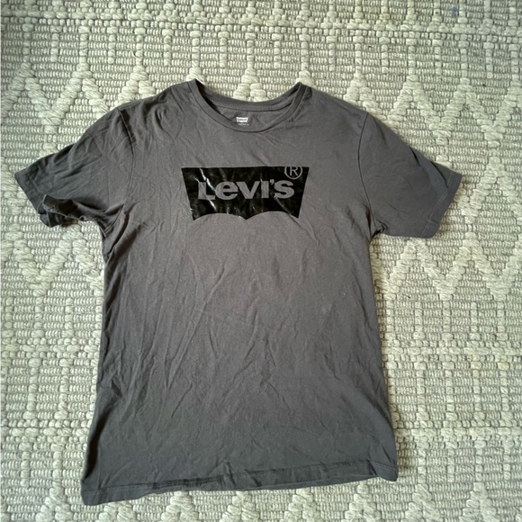 Levi’s t-shirt - Picture 3 of 5